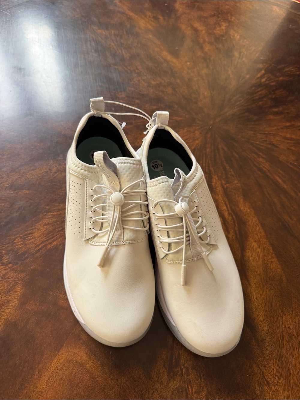 Women's Cream Lace-Up Casual Sneakers